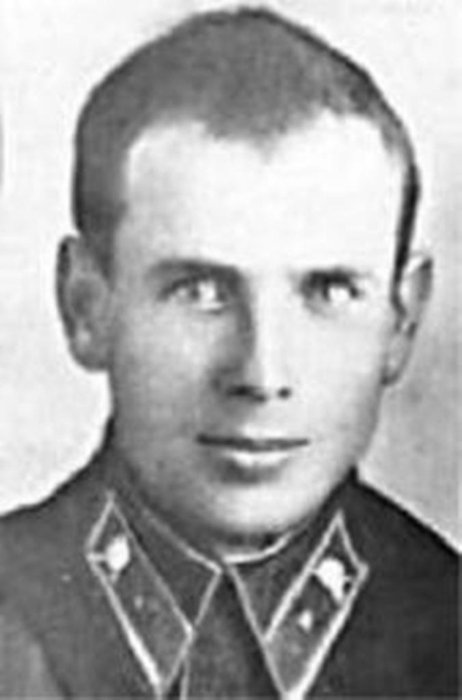 Земсков Михаил Яковлевич